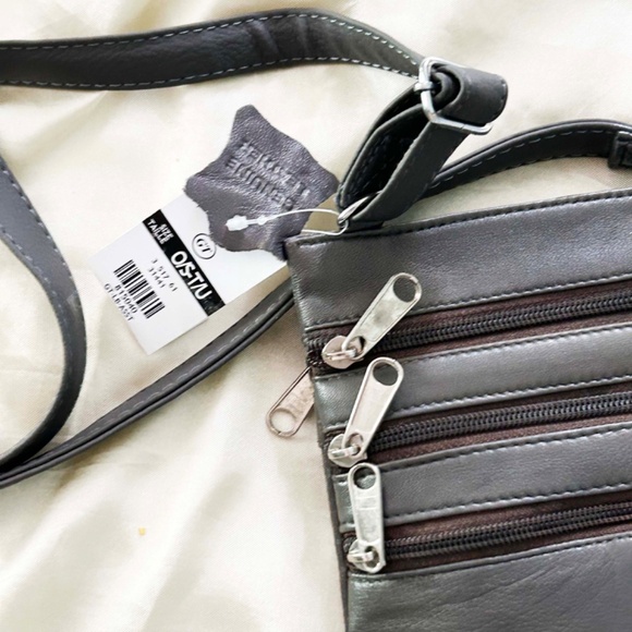SHOULDER BAG, LEATHER, SQUARE, MEDIUM GREY, ZIP CLOSURES, MADE IN INDIA, TAG ON, - Picture 4 of 4